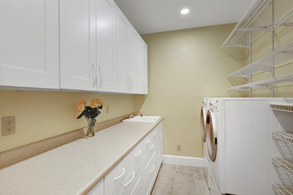 24 Eastward Rockport ME 04856