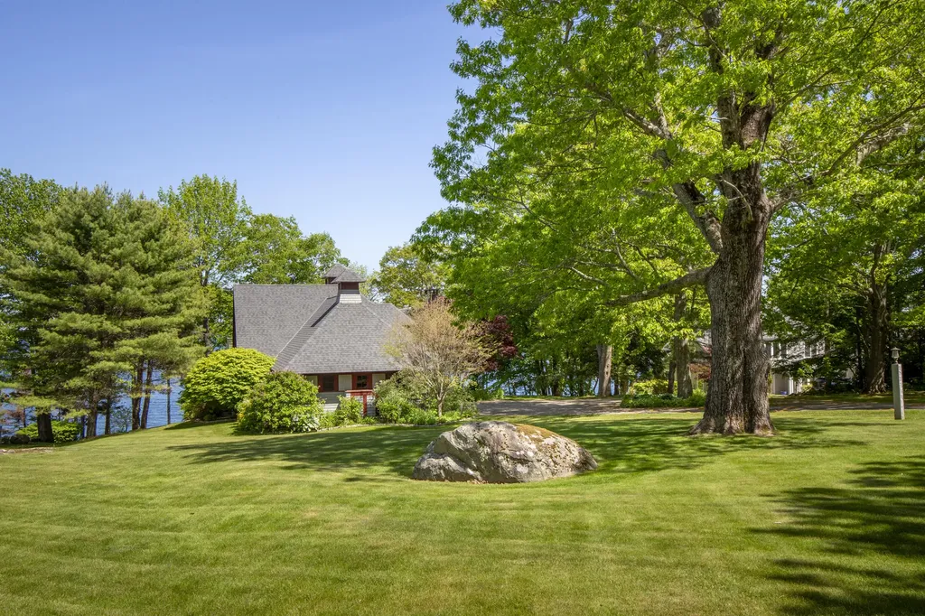 24 Eastward Rockport ME 04856