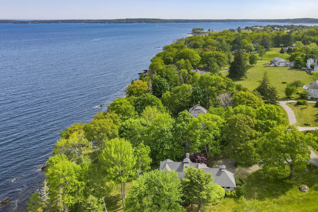 24 Eastward Rockport ME 04856