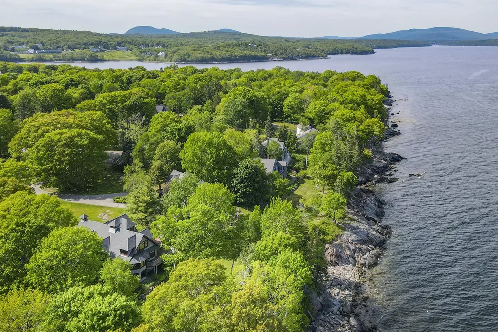 24 Eastward Rockport ME 04856