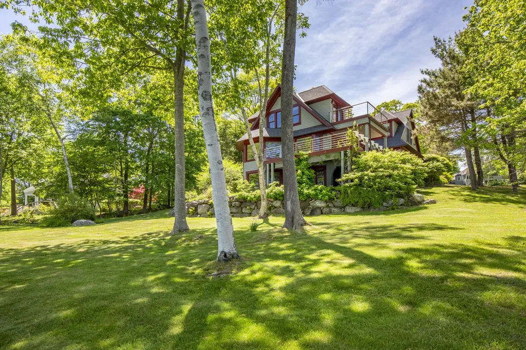 24 Eastward Rockport ME 04856