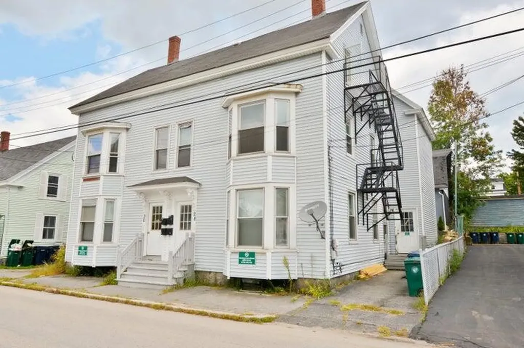 28 Cutts Street Biddeford ME 04005