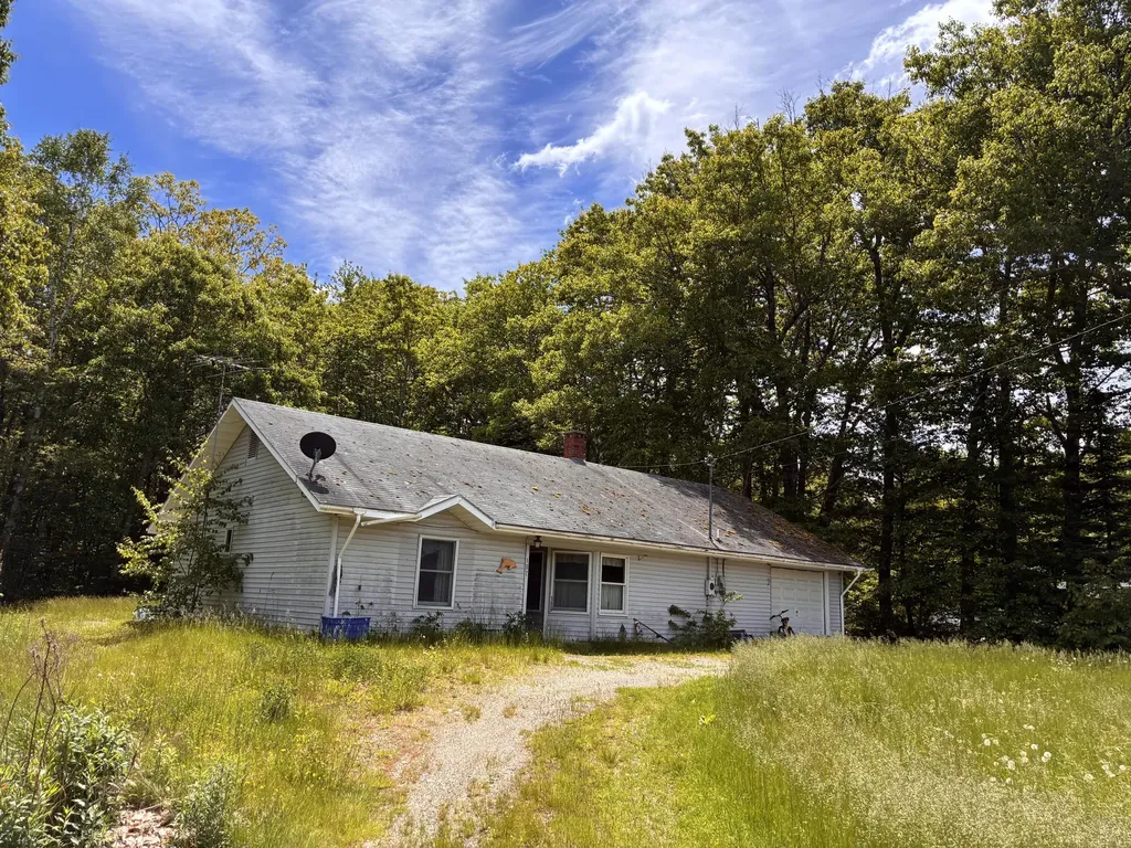 102 Augusta Road Belmont ME 04952