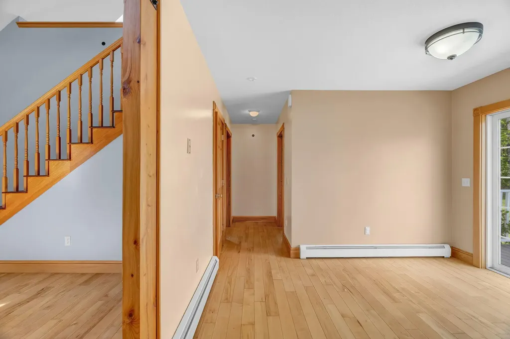 698 Main Road Carmel ME 04419
