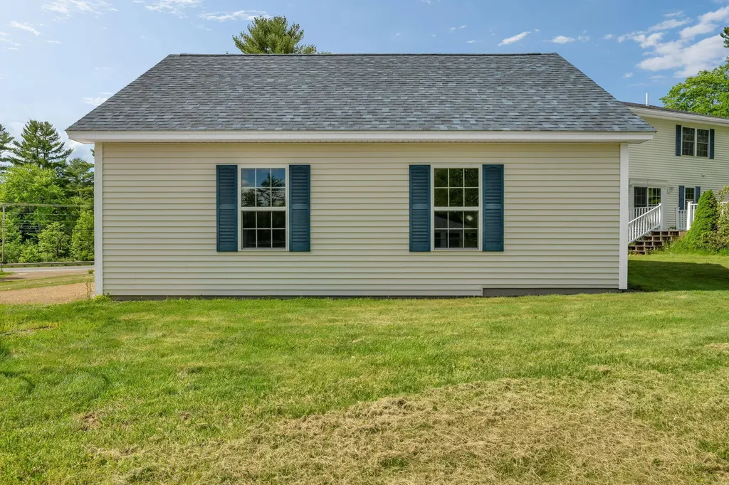 698 Main Road Carmel ME 04419