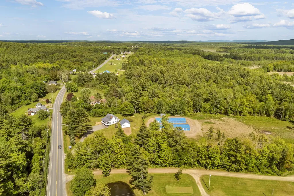 698 Main Road Carmel ME 04419