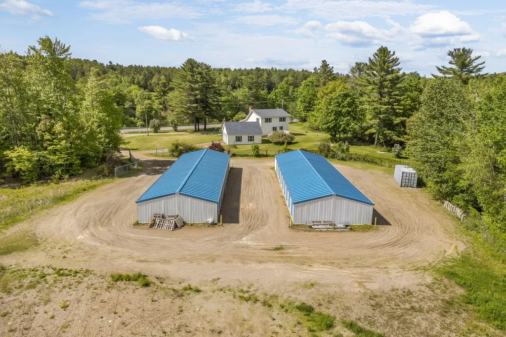 698 Main Road Carmel ME 04419