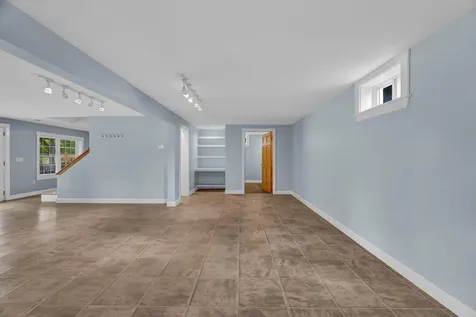 698 Main Road Carmel ME 04419