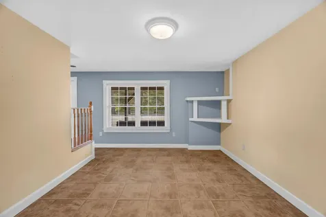 698 Main Road Carmel ME 04419