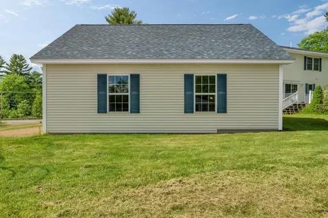 698 Main Road Carmel ME 04419