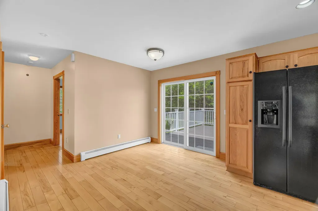 698 Main Road Carmel ME 04419