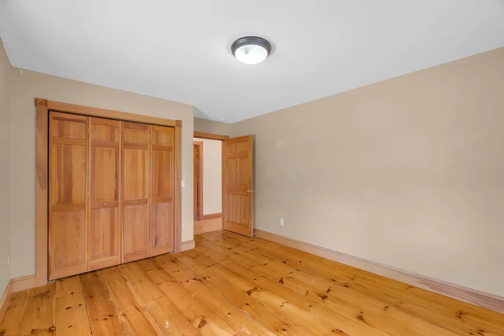 698 Main Road Carmel ME 04419