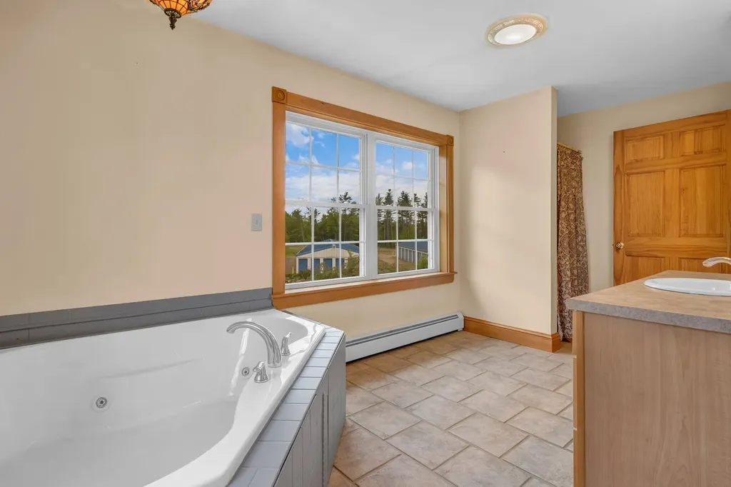 698 Main Road Carmel ME 04419