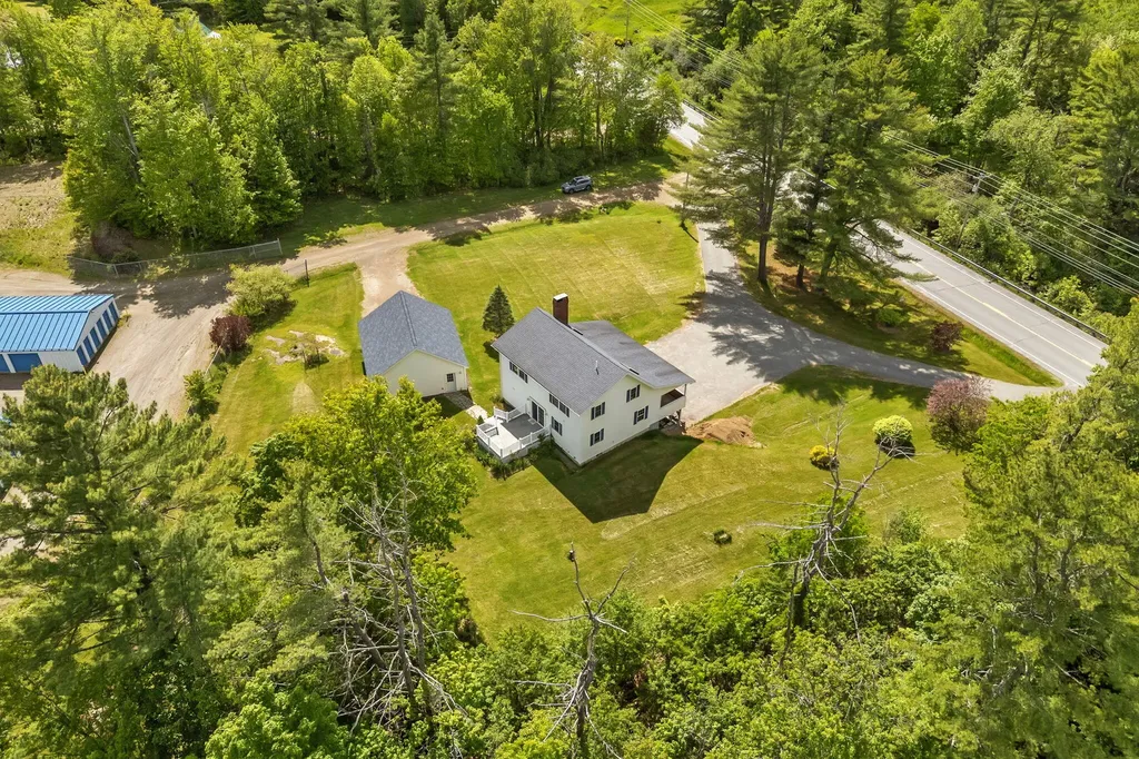 698 Main Road Carmel ME 04419