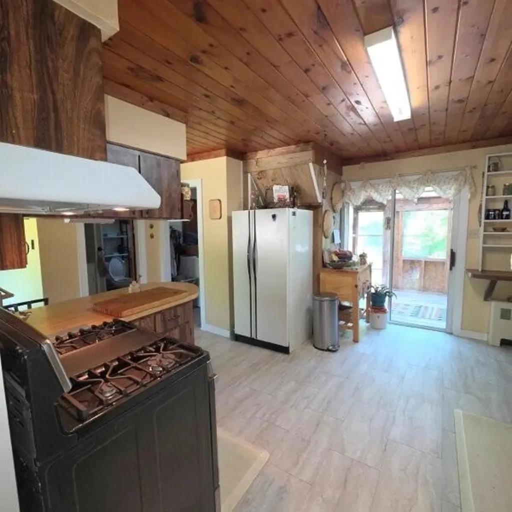 515 Dodlin Road Enfield ME 04493