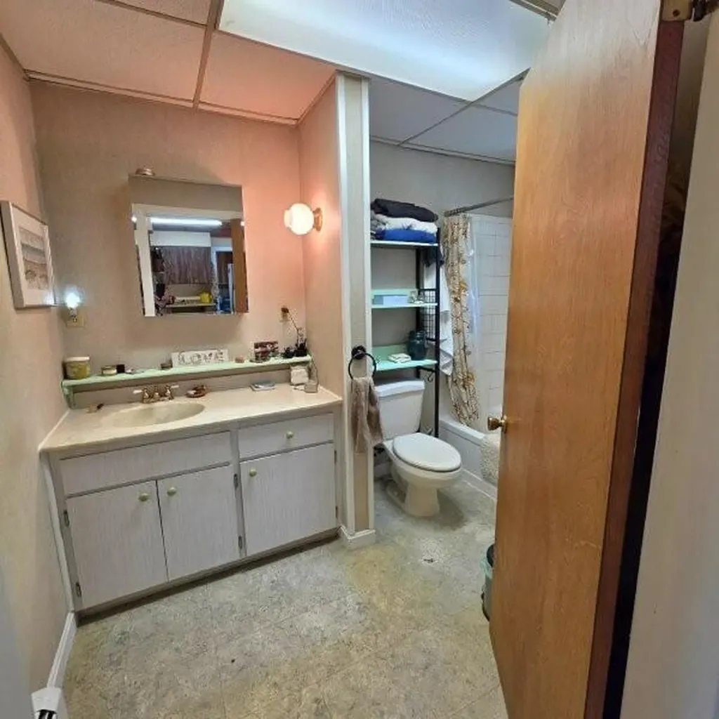 515 Dodlin Road Enfield ME 04493