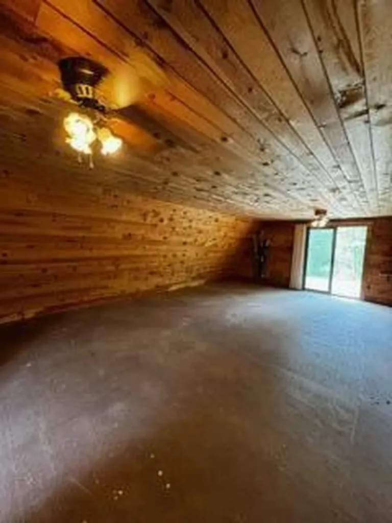515 Dodlin Road Enfield ME 04493