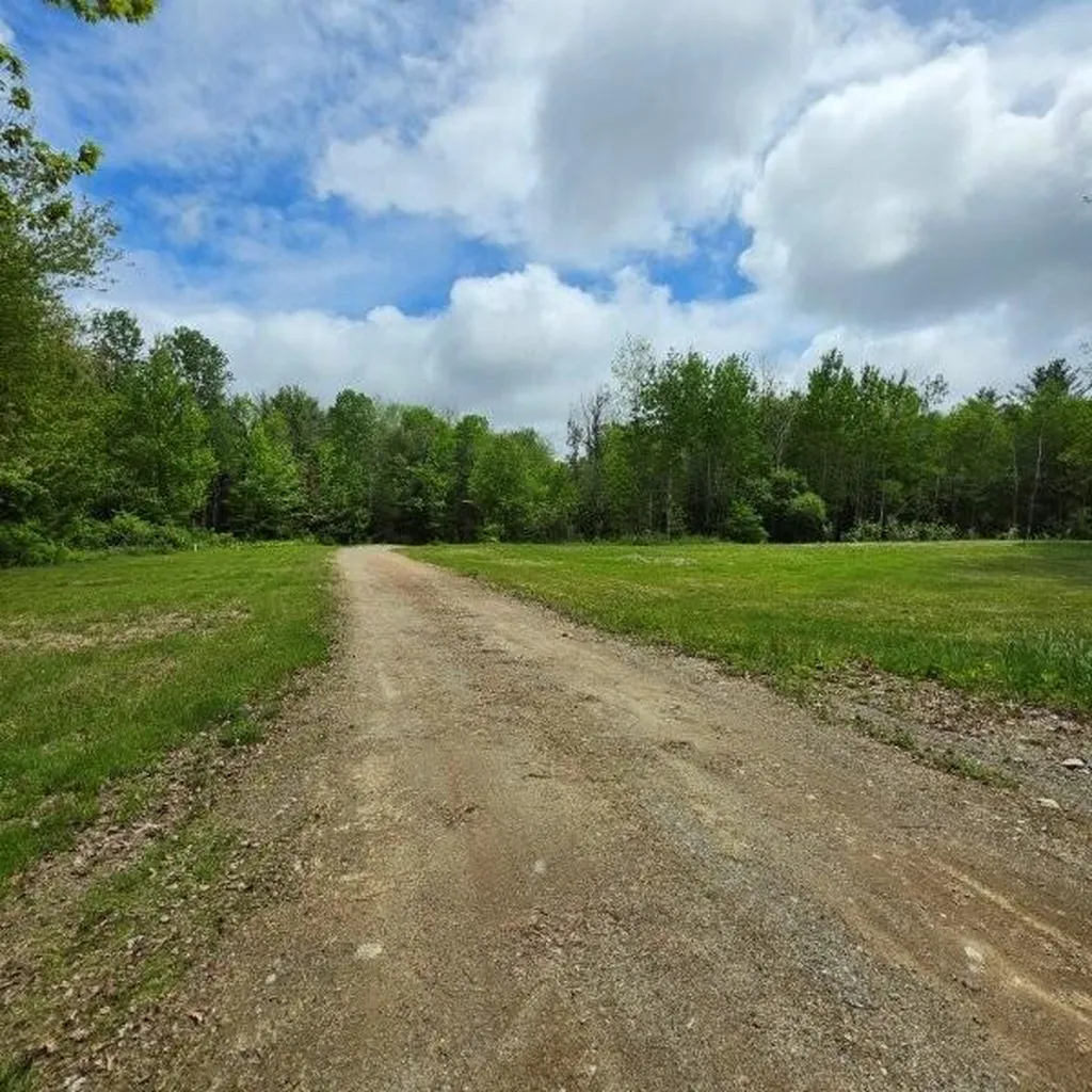 515 Dodlin Road Enfield ME 04493