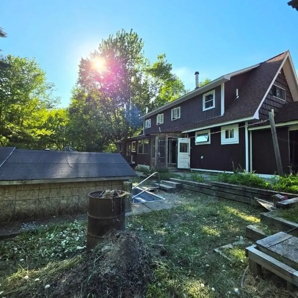 515 Dodlin Road Enfield ME 04493