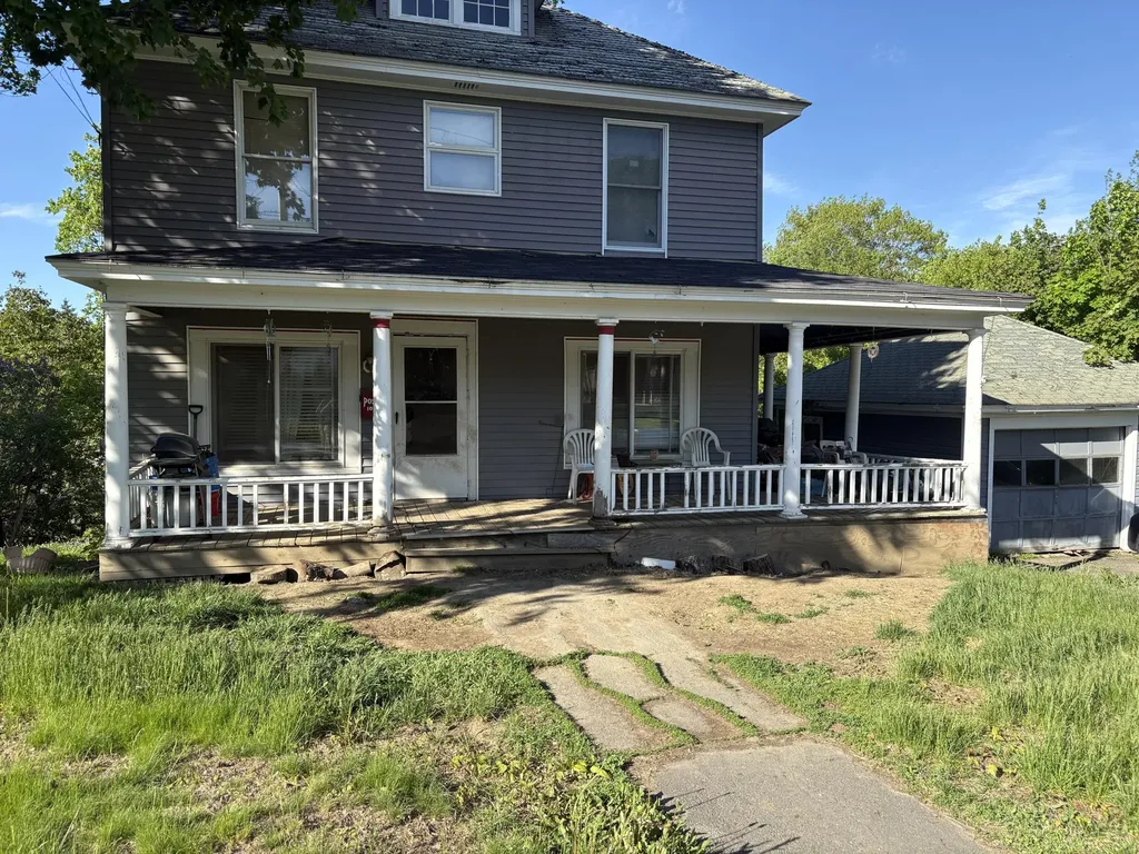 106 Pleasant Street Dover-foxcroft ME 04426