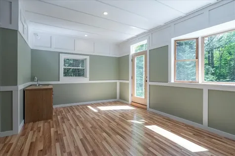 11 Jack Rabbit Road Northport ME 04849