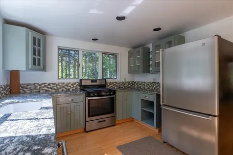 11 Jack Rabbit Road Northport ME 04849