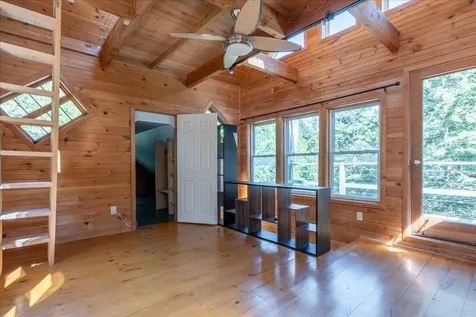 11 Jack Rabbit Road Northport ME 04849