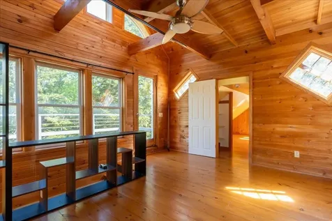 11 Jack Rabbit Road Northport ME 04849