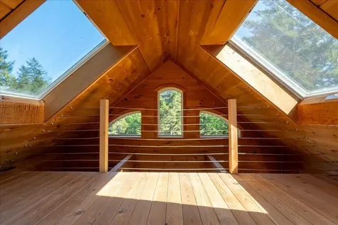 11 Jack Rabbit Road Northport ME 04849