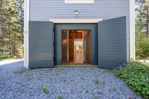 11 Jack Rabbit Road Northport ME 04849