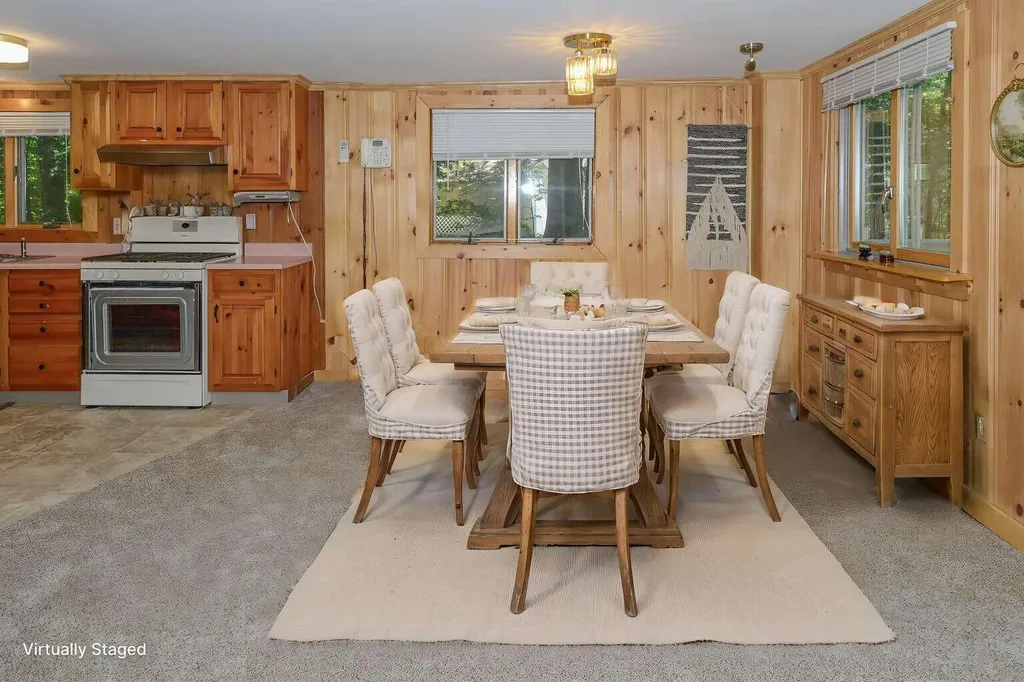 16 Scenic View Drive Naples ME 04055
