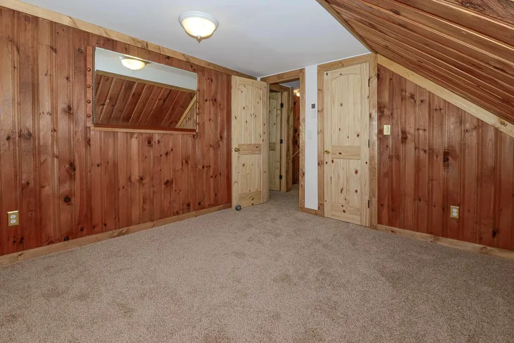 16 Scenic View Drive Naples ME 04055