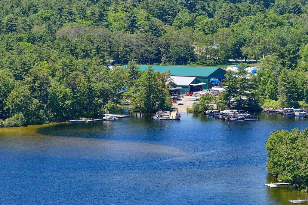 16 Scenic View Drive Naples ME 04055