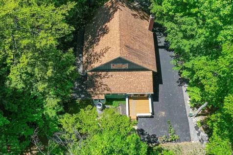 16 Scenic View Drive Naples ME 04055