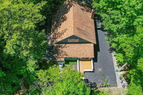 16 Scenic View Drive Naples ME 04055