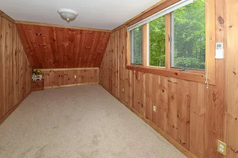 16 Scenic View Drive Naples ME 04055