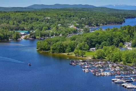 16 Scenic View Drive Naples ME 04055