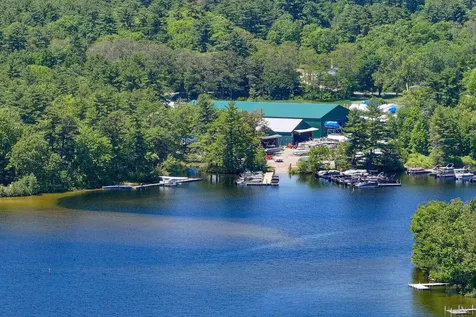 16 Scenic View Drive Naples ME 04055
