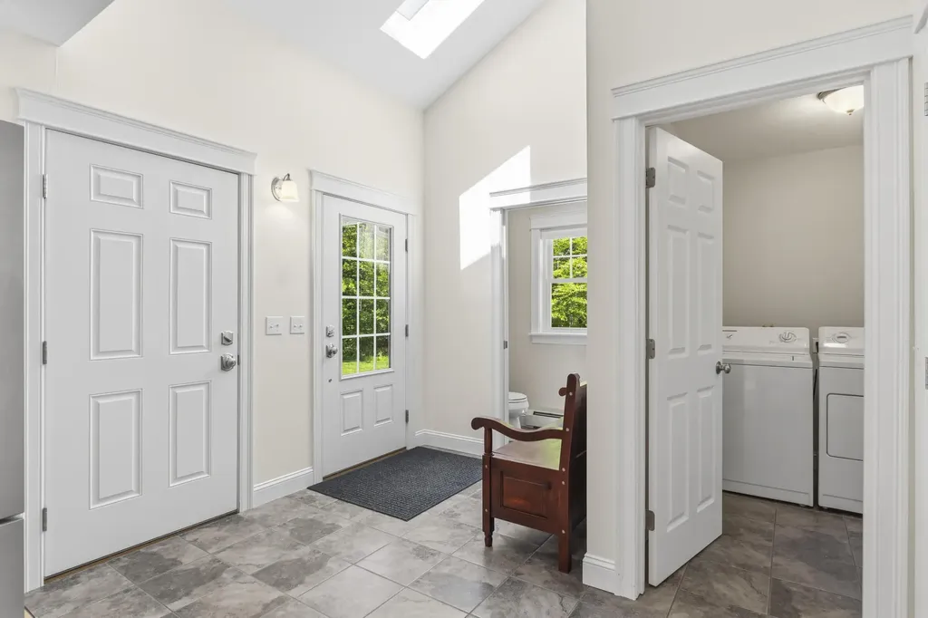 32 Beechwood Drive Topsham ME 04086