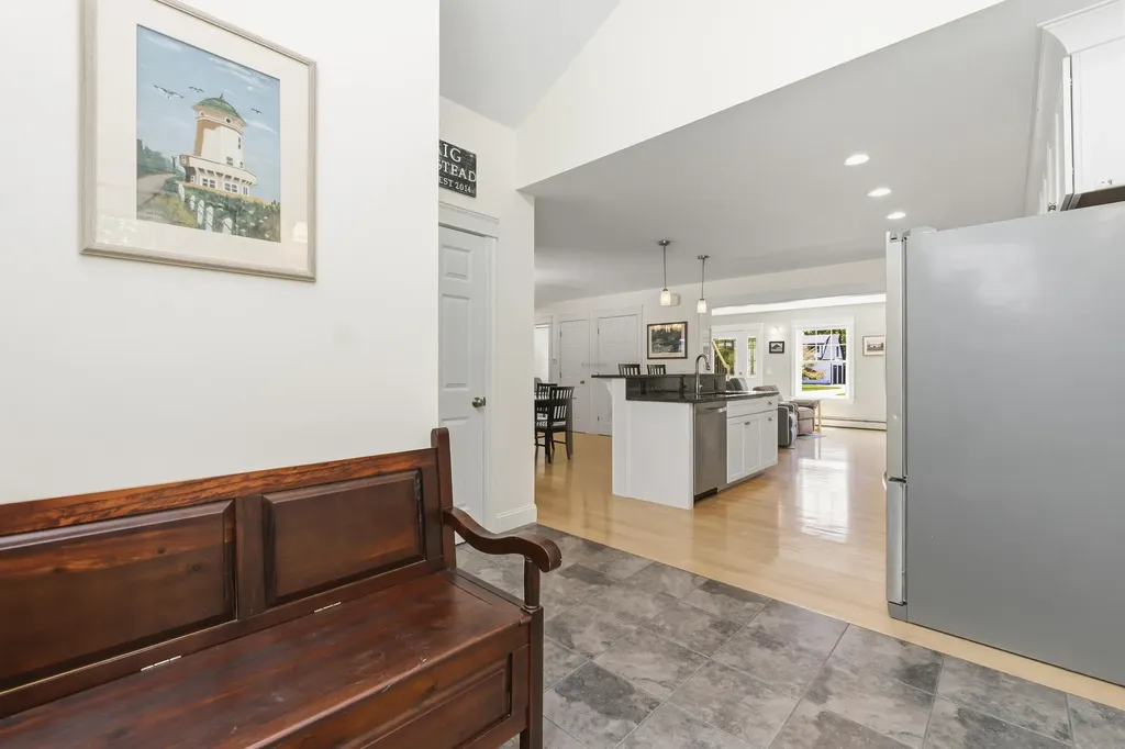 32 Beechwood Drive Topsham ME 04086
