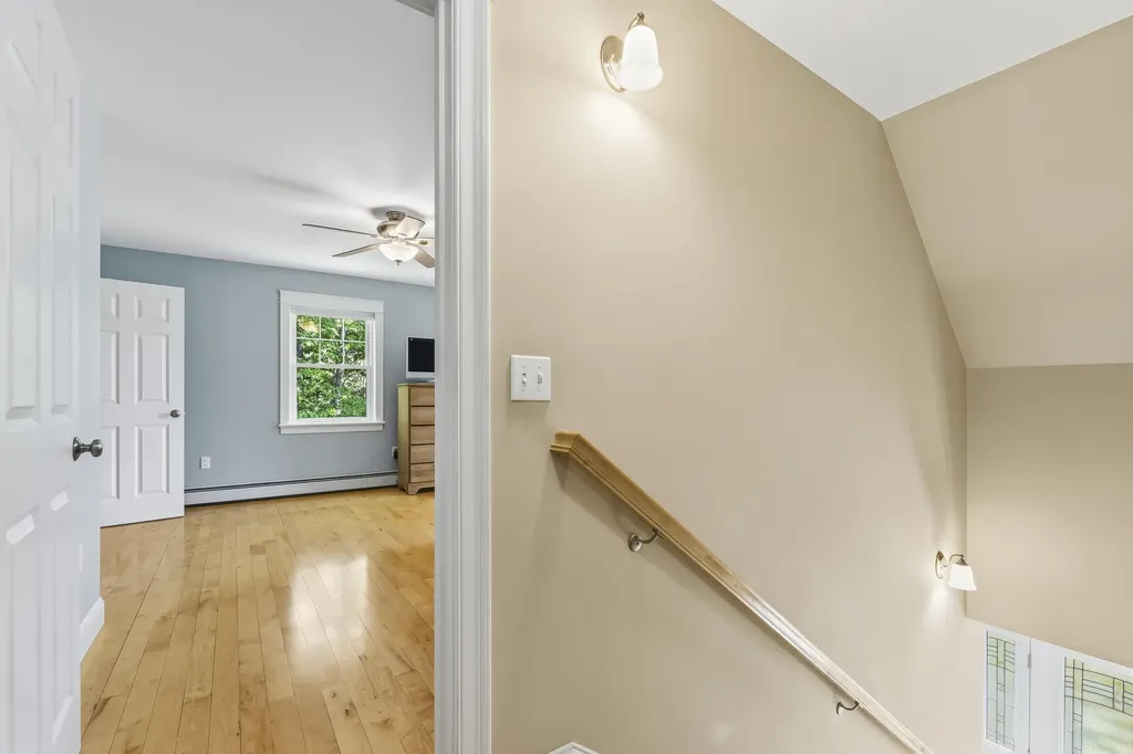 32 Beechwood Drive Topsham ME 04086