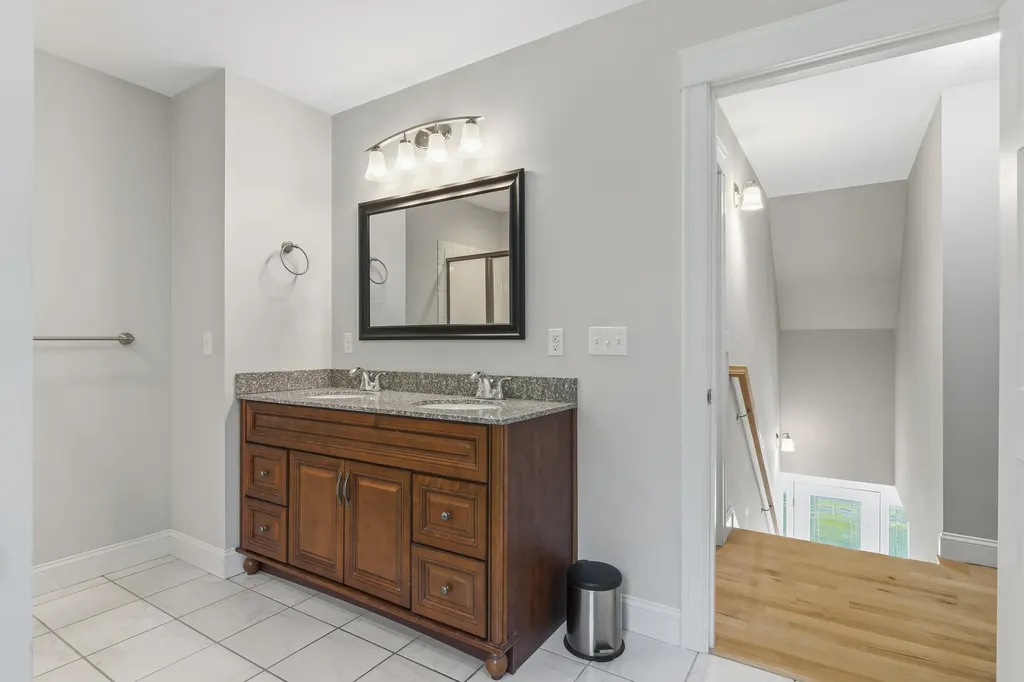 32 Beechwood Drive Topsham ME 04086