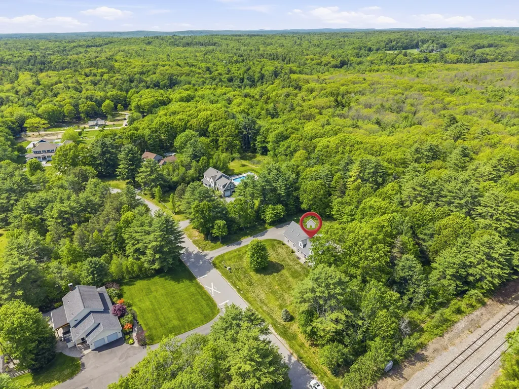 32 Beechwood Drive Topsham ME 04086
