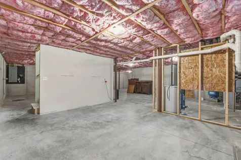 32 Beechwood Drive Topsham ME 04086