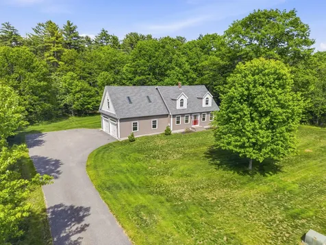 32 Beechwood Drive Topsham ME 04086
