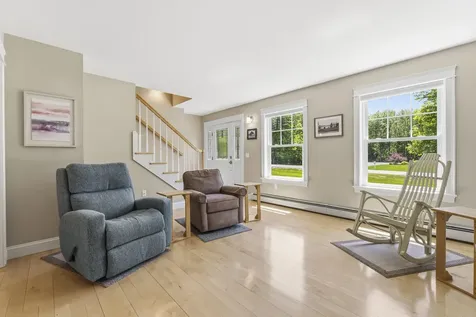 32 Beechwood Drive Topsham ME 04086