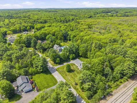 32 Beechwood Drive Topsham ME 04086