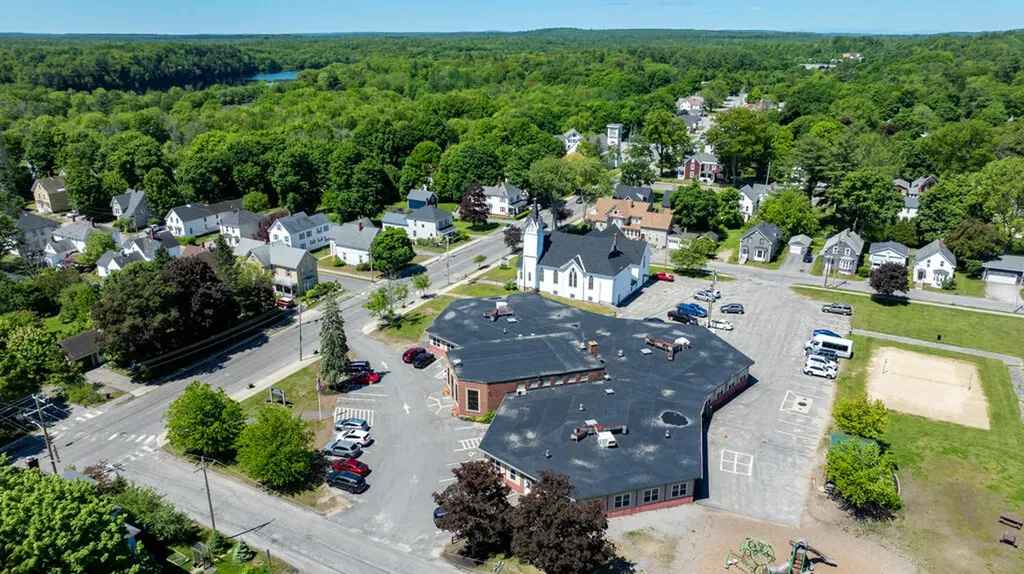 11 School Street Lisbon ME 04252