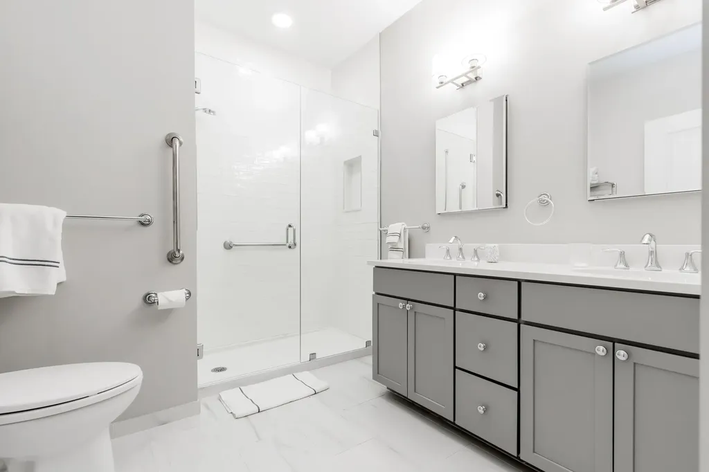 75 Mcauley Way Portland ME 04103