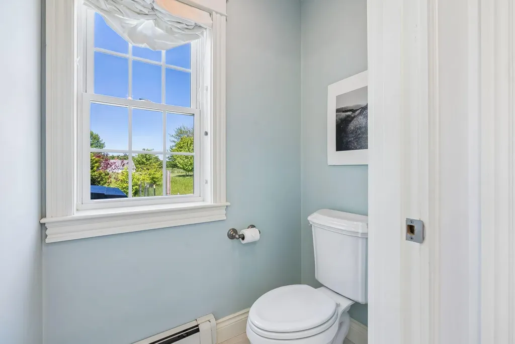 18 Linsausiq Way Falmouth ME 04105